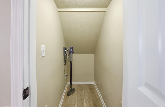 33 Lakes At Cheshire Drive, Delaware, OH 43015