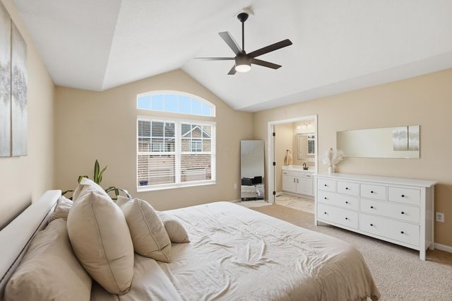 33 Lakes At Cheshire Drive, Delaware, OH 43015