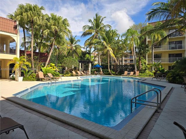 9301 SW 92nd Ave 204C, Miami, FL 33176