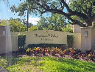 9301 SW 92nd Ave 204C, Miami, FL 33176