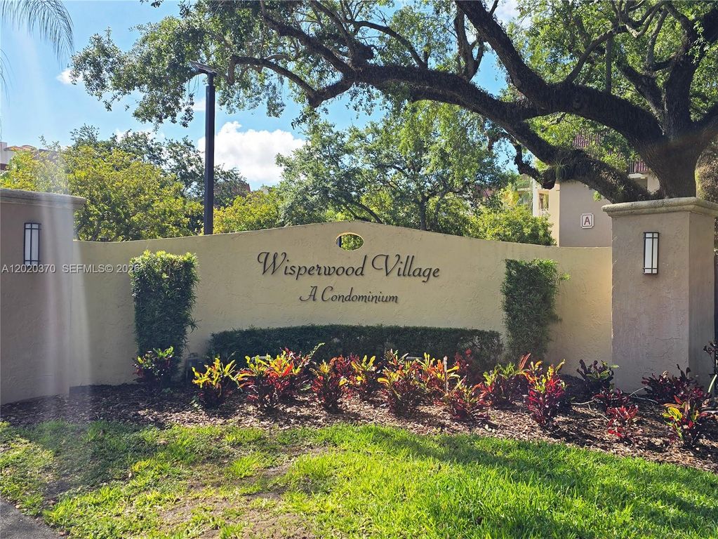 9301 SW 92nd Ave 204C, Miami, FL 33176