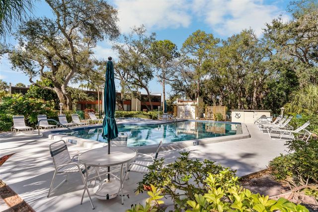 614 SPRING LAKES BOULEVARD 614, Bradenton, FL 34210