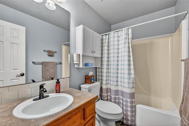 354 Amber Drive, Windsor, CO 80550