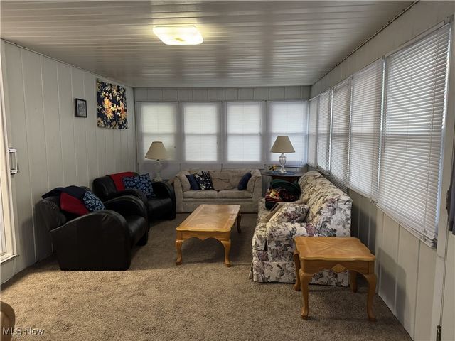 246 29th Street NW, Barberton, OH 44203