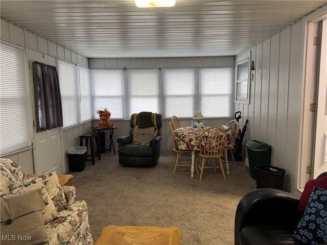 246 29th Street NW, Barberton, OH 44203