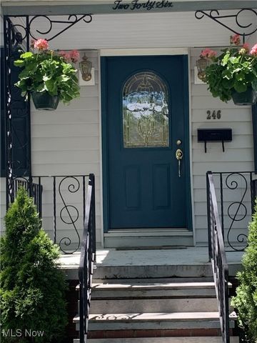 246 29th Street NW, Barberton, OH 44203