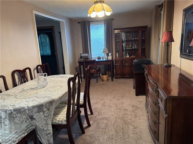 246 29th Street NW, Barberton, OH 44203