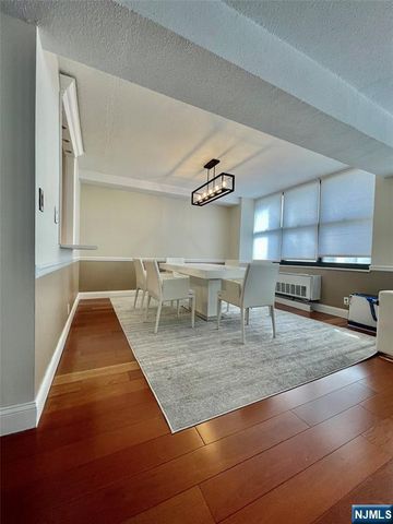 7002 Boulevard East 6R, Guttenberg, NJ 07093