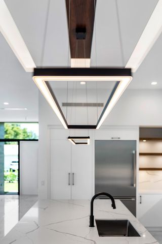 10 Coconut Road, Delray Beach, FL 33444