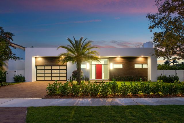 10 Coconut Road, Delray Beach, FL 33444