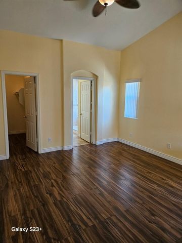 2922 E Sierrita Road, San Tan Valley, AZ 85143