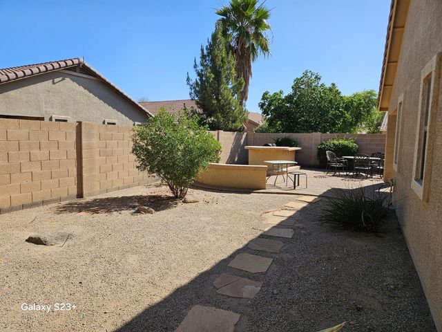 2922 E Sierrita Road, San Tan Valley, AZ 85143