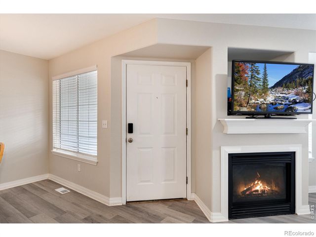 1419 Red Mountain Drive 15, Longmont, CO 80504