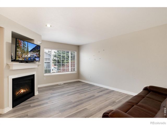 1419 Red Mountain Drive 15, Longmont, CO 80504