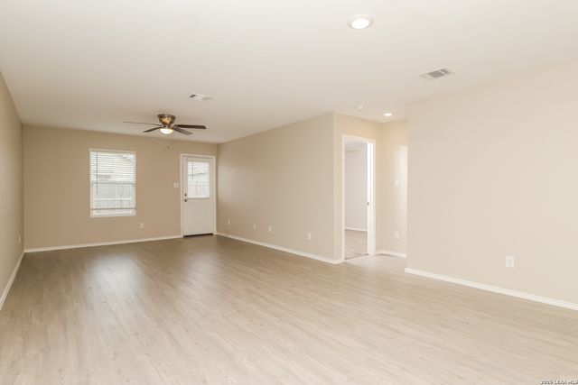 7275 Plow, San Antonio, TX 78252