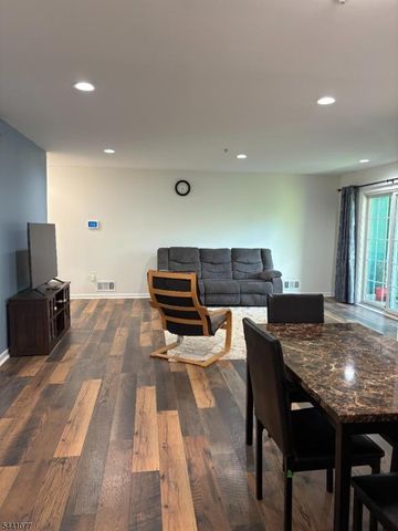 202 Rip Van Dam Ct 202, Montgomery Twp., NJ 08502