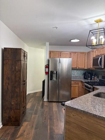 202 Rip Van Dam Ct 202, Montgomery Twp., NJ 08502