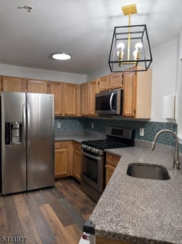 202 Rip Van Dam Ct 202, Montgomery Twp., NJ 08502