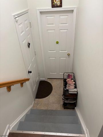 202 Rip Van Dam Ct 202, Montgomery Twp., NJ 08502