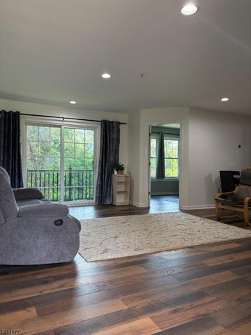 202 Rip Van Dam Ct 202, Montgomery Twp., NJ 08502