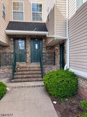 202 Rip Van Dam Ct 202, Montgomery Twp., NJ 08502
