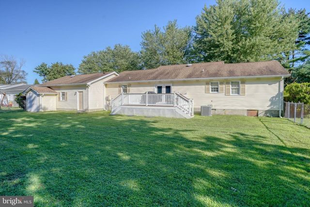 90 SHELTERWOOD LN, Dover, DE 19904