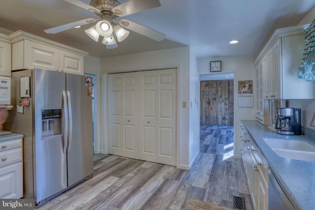 90 SHELTERWOOD LN, Dover, DE 19904