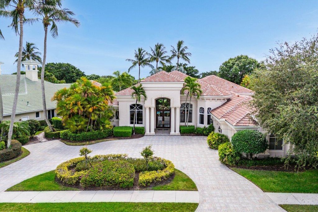 107 Saint Edward Place, Palm Beach Gardens, FL 33418
