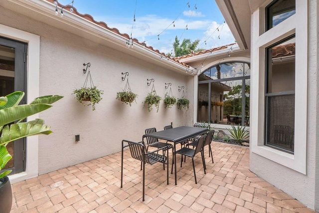 10135 Emerson Street, Parkland, FL 33076