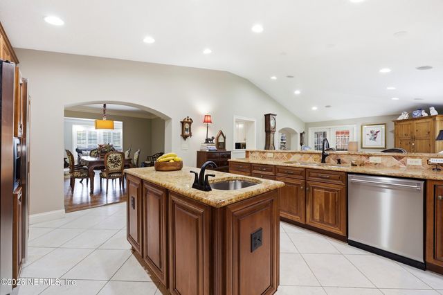 3615 VIA DE LA REINA, Jacksonville, FL 32217