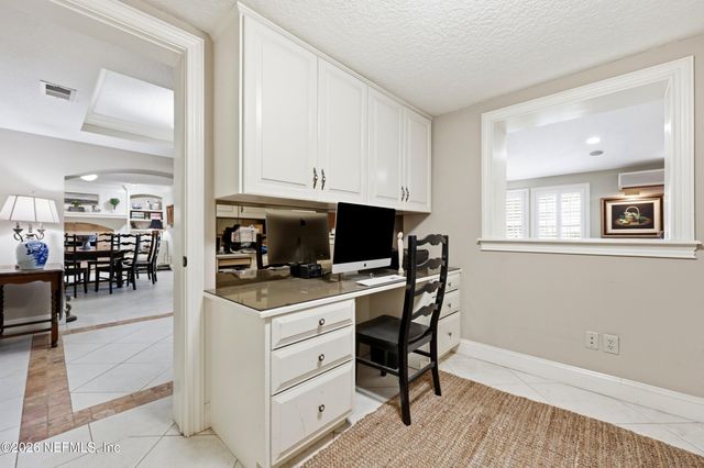 3615 VIA DE LA REINA, Jacksonville, FL 32217