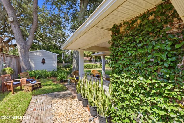 3615 VIA DE LA REINA, Jacksonville, FL 32217