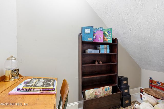 3615 VIA DE LA REINA, Jacksonville, FL 32217