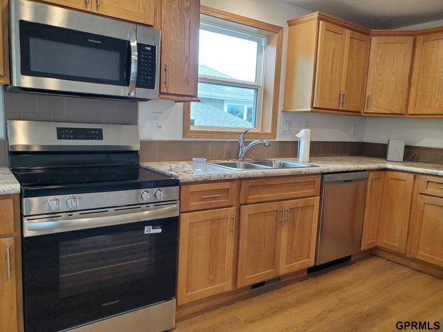 1625 Willis Avenue, Omaha, NE 68110