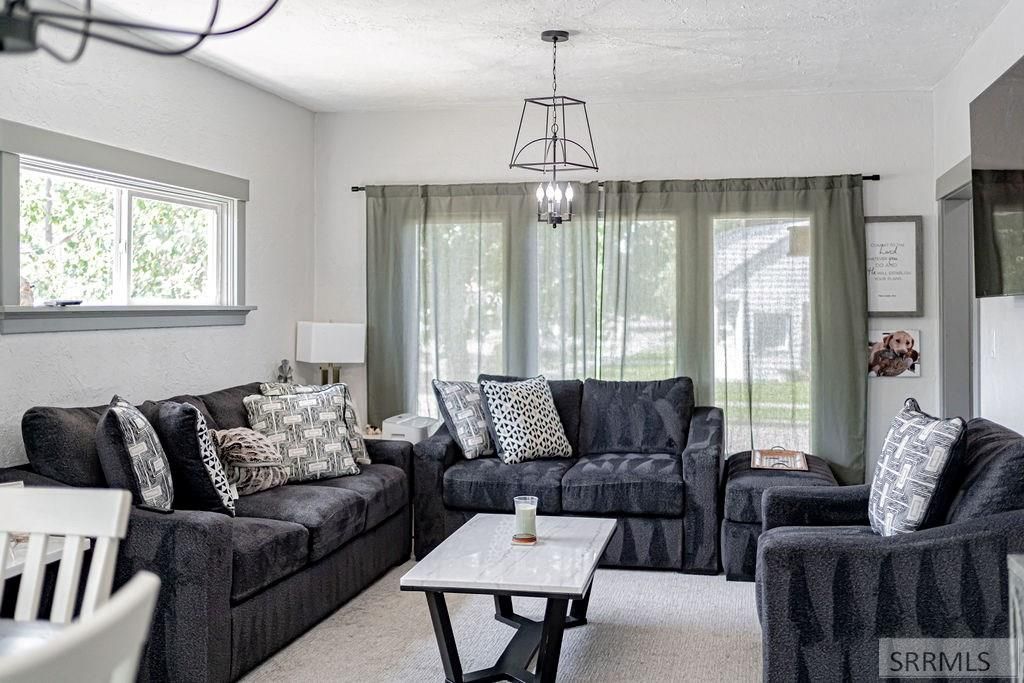 Image 10 of property listing at 706 J Street, Idaho Falls, ID 83402