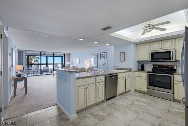 15021 Punta Rassa RD 402, Fort Myers, FL 33908