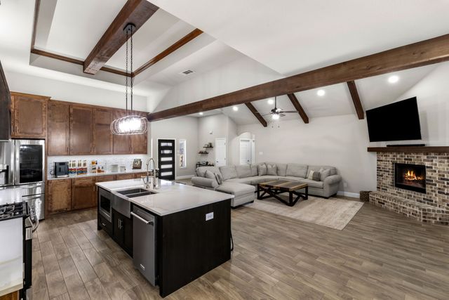 6028 Raspberry Lane, Joshua, TX 76058