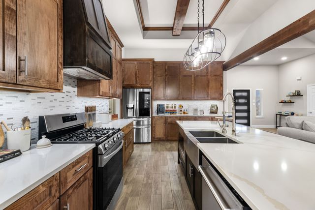 6028 Raspberry Lane, Joshua, TX 76058
