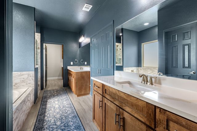 6028 Raspberry Lane, Joshua, TX 76058