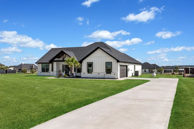 6028 Raspberry Lane, Joshua, TX 76058