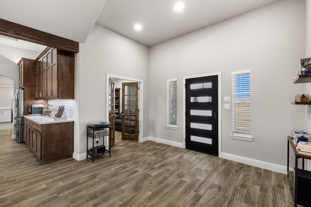 6028 Raspberry Lane, Joshua, TX 76058