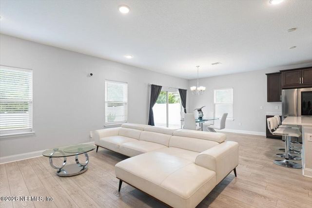 13822 HARLOWTON Avenue, Jacksonville, FL 32256
