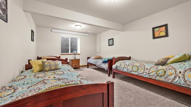 4033 Spring COURT, Sheboygan, WI 53083