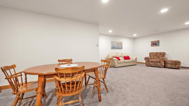 4033 Spring COURT, Sheboygan, WI 53083