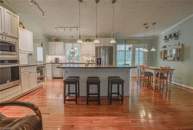 255 Jada Drive, Lexington, NC 27295