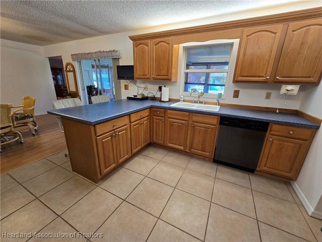 2520 W Greenlawn Road, Avon Park, FL 33825