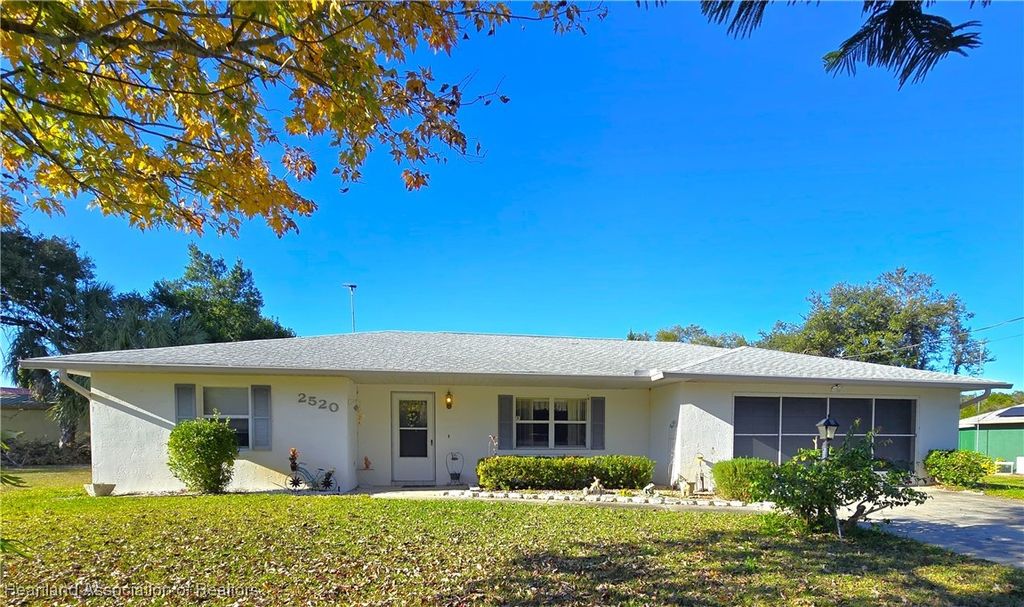 2520 W Greenlawn Road, Avon Park, FL 33825