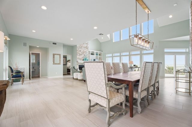 19023 Kahala Drive E, Galveston, TX 77554