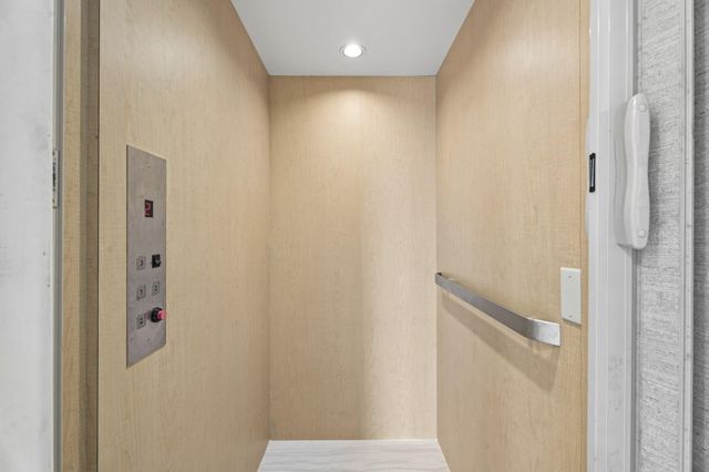 19023 Kahala Drive E, Galveston, TX 77554