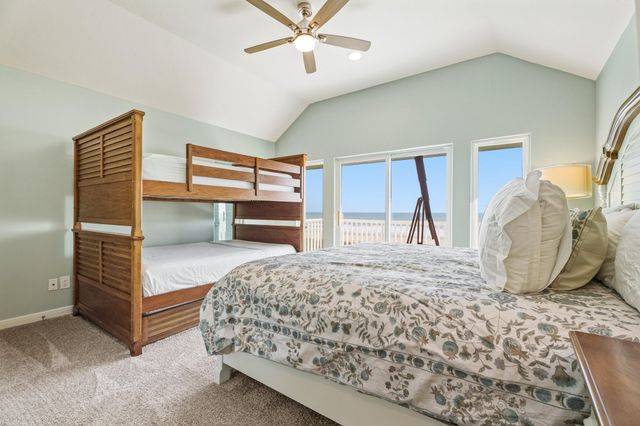 19023 Kahala Drive E, Galveston, TX 77554